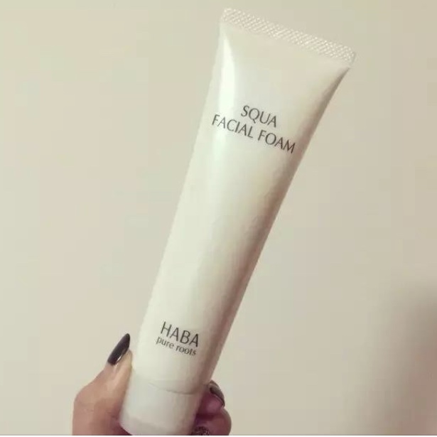 女生毛孔超级粗大,女生毛孔粗大用什么药膏