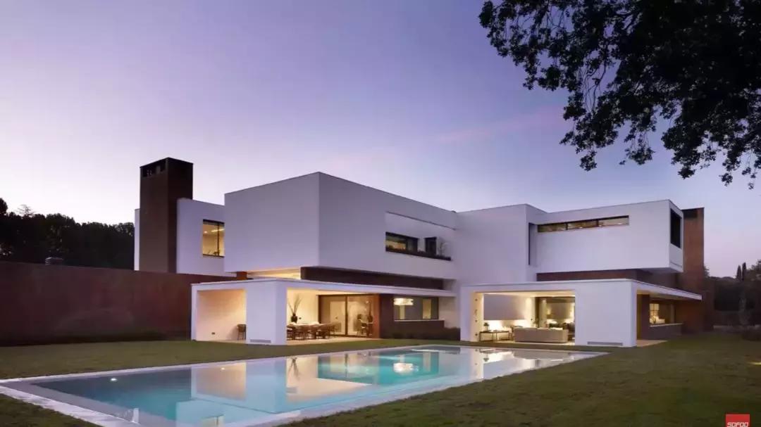 梅西c罗欧冠别墅,梅西内马尔c罗豪宅