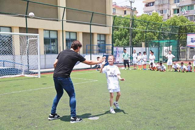 皇马莫伦特斯,2019皇马足球夏令营