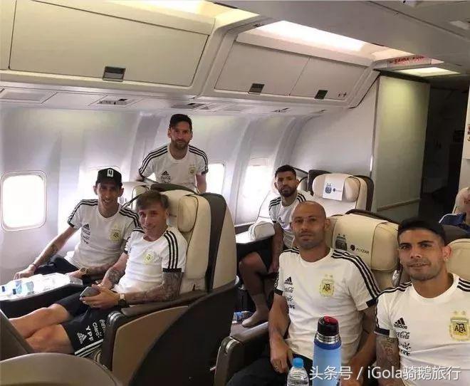 世界杯球队到达赛场,世界杯是要坐飞机去参赛地点吗