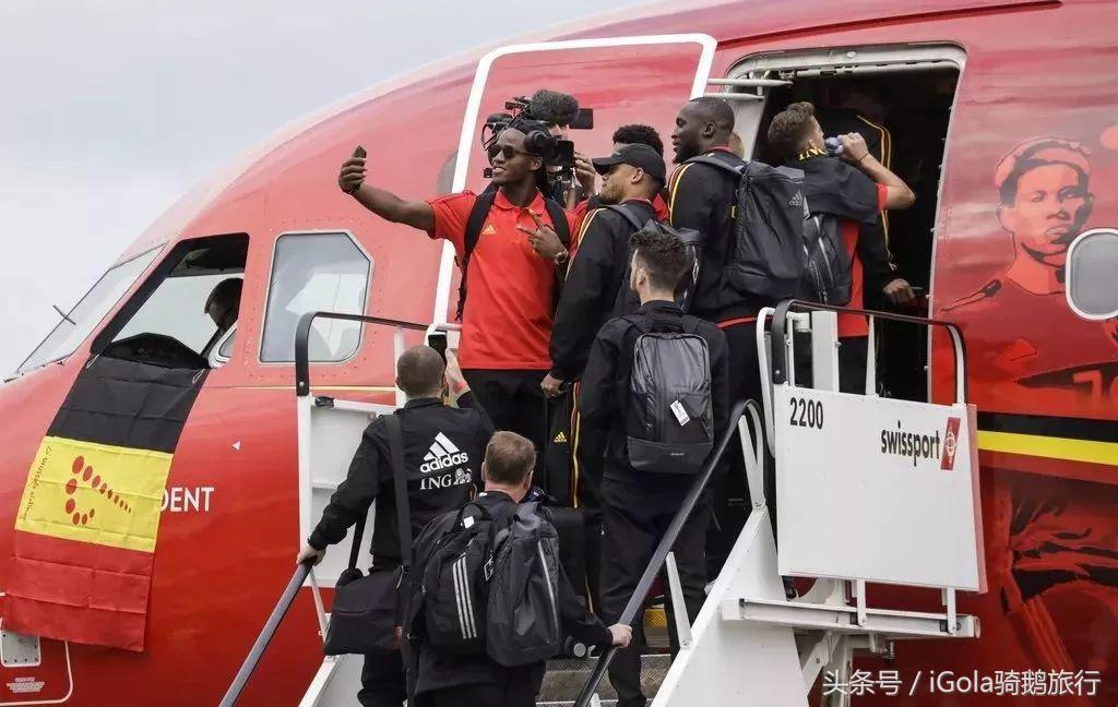 世界杯球队到达赛场,世界杯是要坐飞机去参赛地点吗