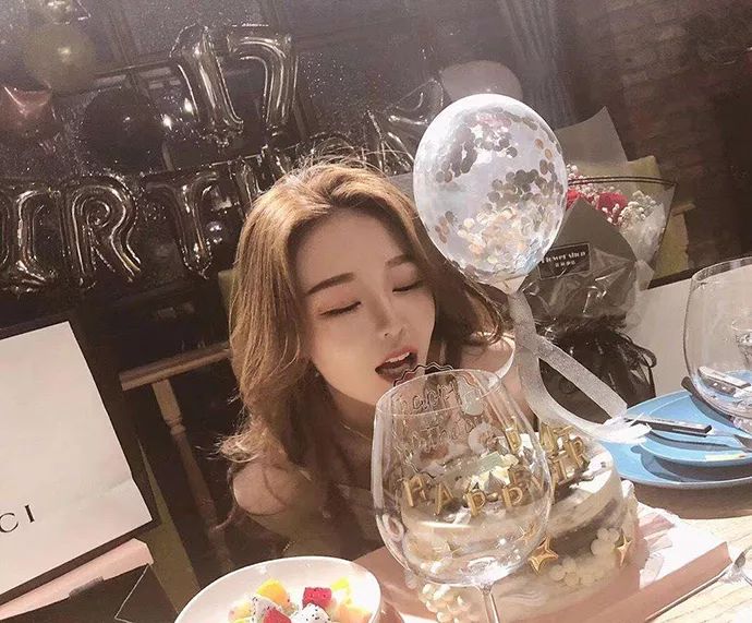 中国社会的病态：读书不如整容，高考不如网红