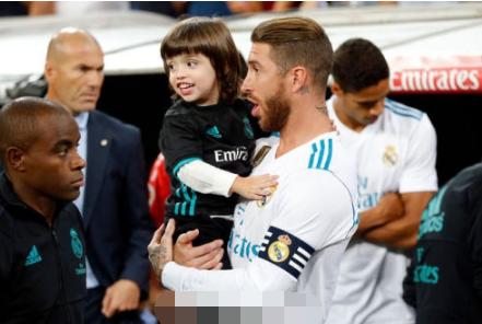 今夜,我不关心世界杯半决赛,只想把这些球星的萌娃