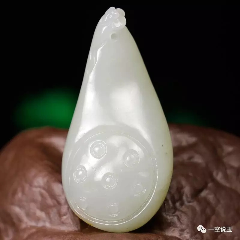 一空说玉,玉为什么会越戴越浑浊暗黄