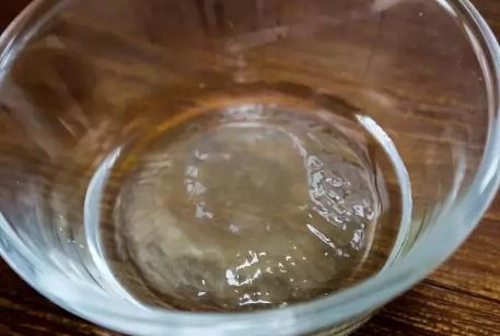 用黑凉粉做龟苓膏的教程,龟苓膏粉和冰粉粉的做法一样吗