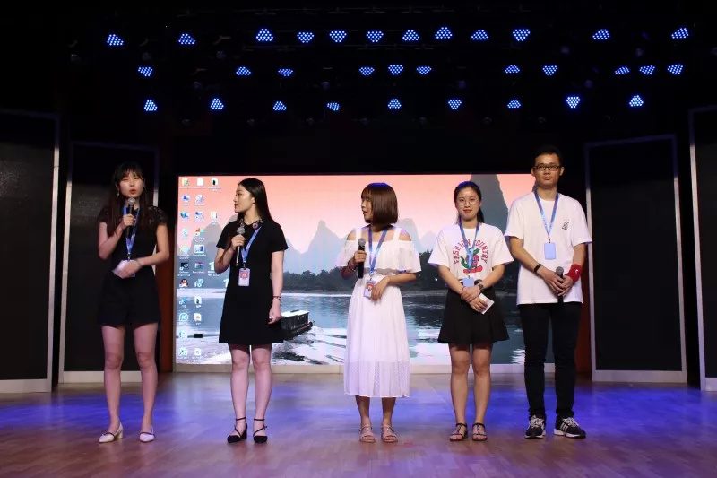 Wecare,wesupport.弗恩英语教师2018MidYearSummerParty