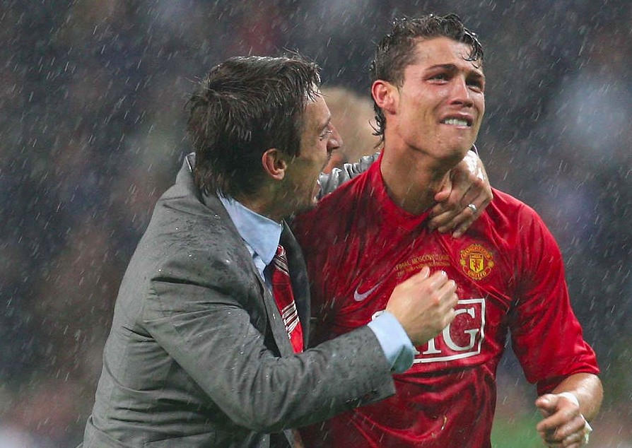 c罗向世人展示的十次王者风范,道阻且艰前一句