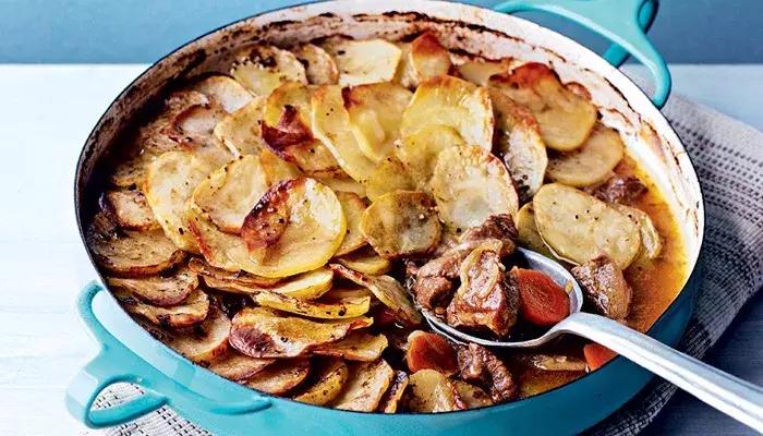 足球每日三道硬菜推荐,足球十大必吃美食