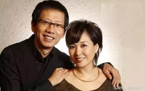 巩俐张艺谋何时分手,张艺谋巩俐当年分手报道