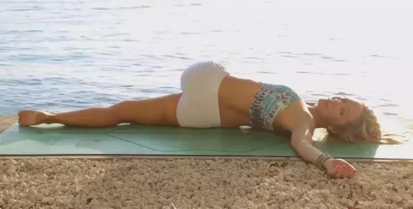 10分钟瘦腿操甩掉腿部赘肉,每天睡前瘦腿操三天瘦出筷子腿