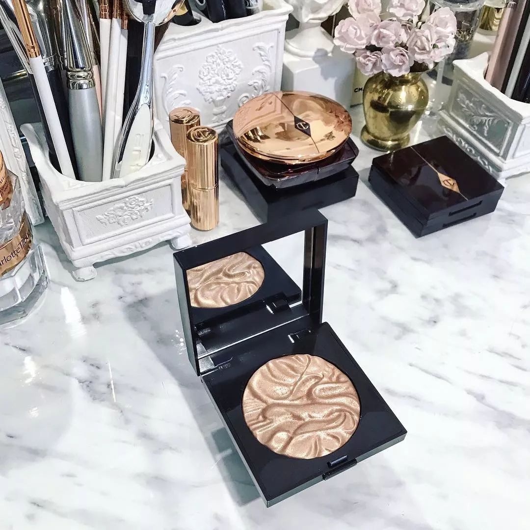 为啥韩国小姐姐的底妆又仙又美,而你却一脸油光?