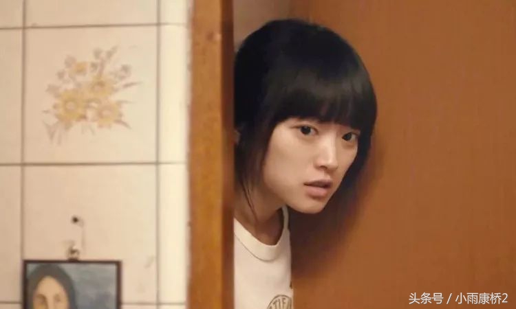 酒吧猥亵女孩被抓现行,酒吧美女遭遇性侵案最新消息