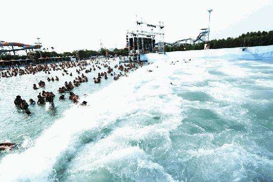 郑州方特乐园水上乐园,方特水上乐园跟奥帕拉拉怎么选