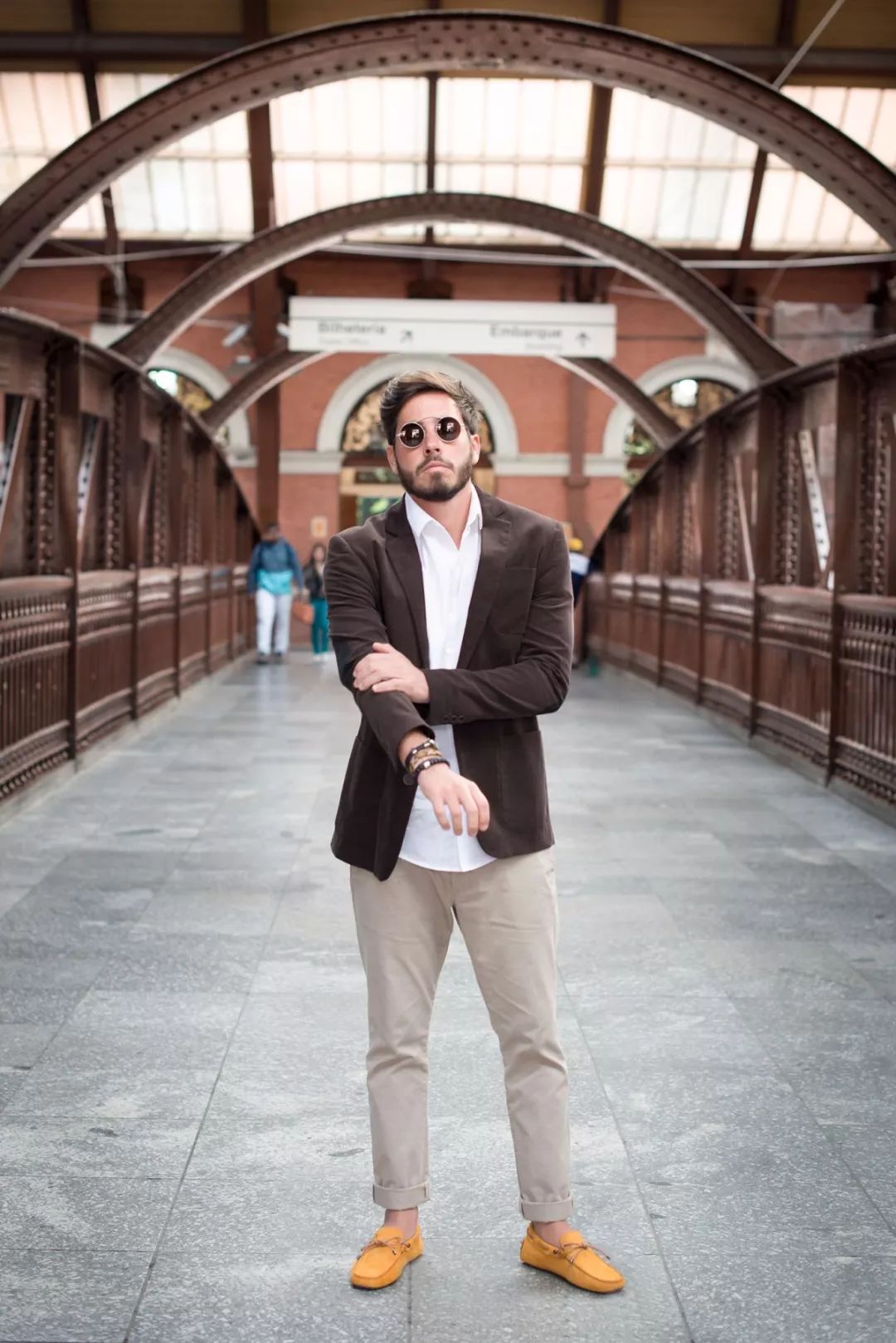 比凉鞋更丑的鞋子,比凉鞋舒服上档次的鞋子