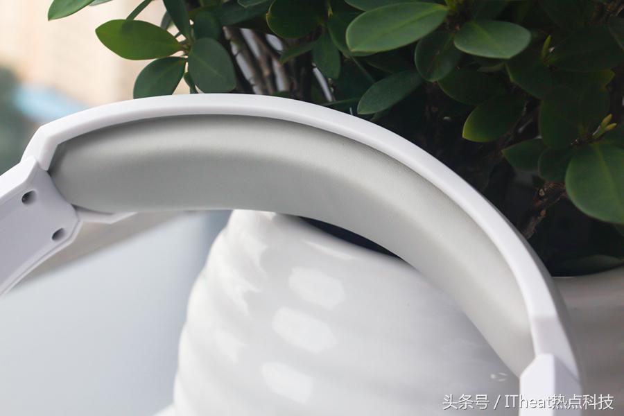 只为电竞游戏而生——圆刚GH335电竞耳机测评