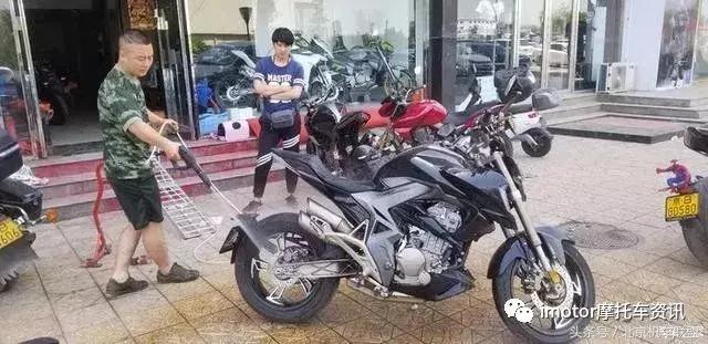 升仕310和宝马310对比哪个好,摩友对升仕350r的看法