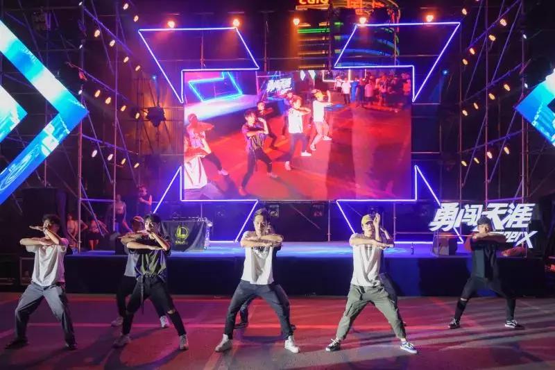 *情纵**狂欢不负韶华，雪花X-party我们明年见