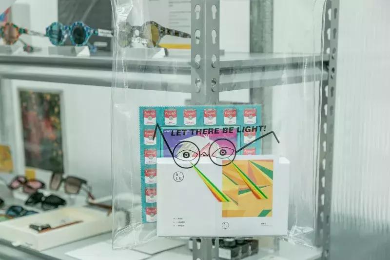 GUCCI出马桶了？纽约爆火的出厂设置展来魔都了，首日就1w人打卡