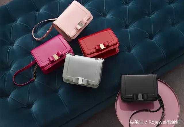 菲拉格慕包包红色丝绒,菲拉格慕包包蝴蝶结上色