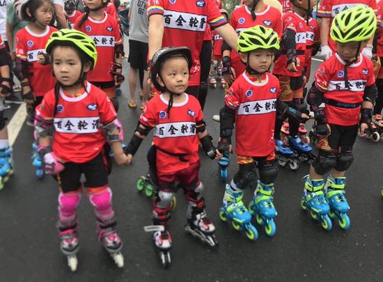 轮滑马拉松比赛2024哈尔滨,2023年轮滑马拉松公开赛黑龙江