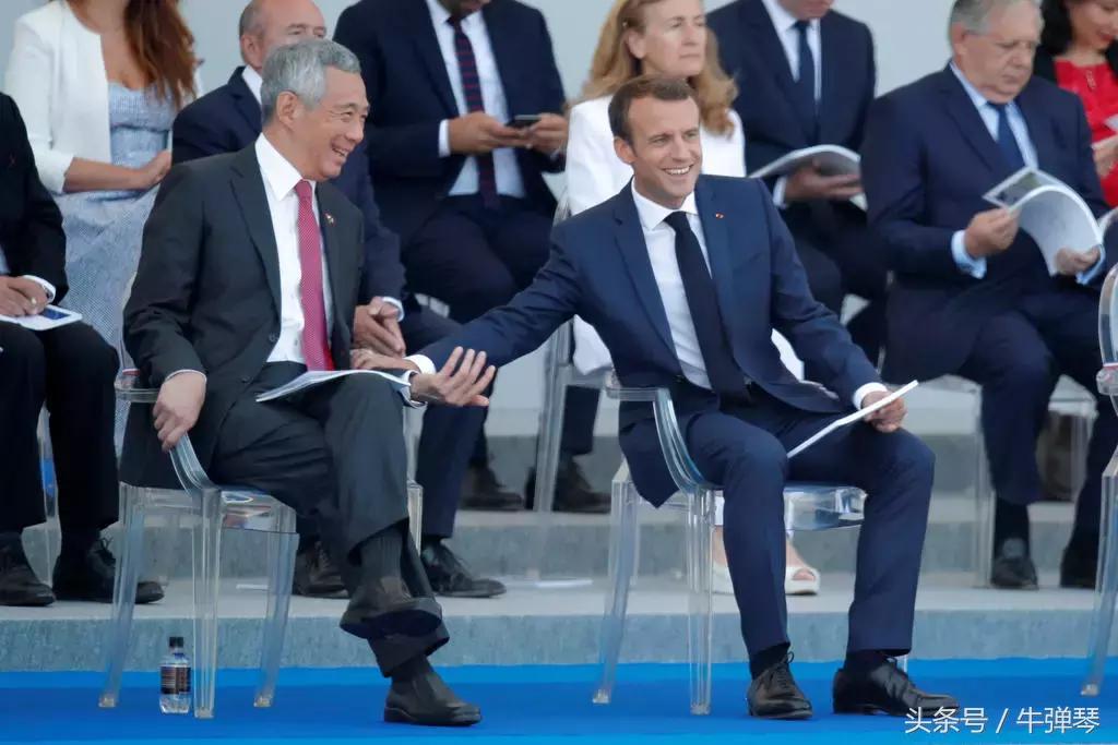 马克龙法国输后的表现,马克龙法国阅兵