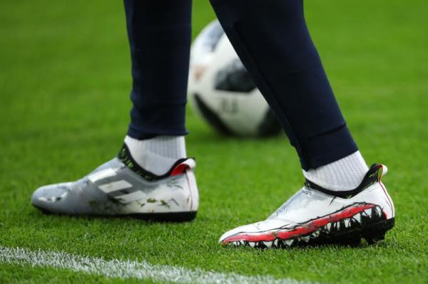 职业球员的脚,职业球员的脚力有多恐怖