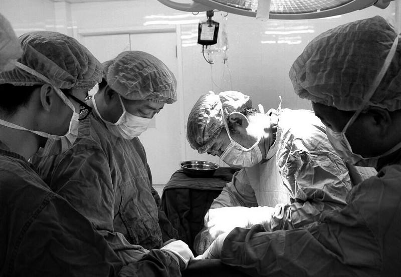 阴茎癌得病几率大吗,阴茎癌手术是切阴茎吗