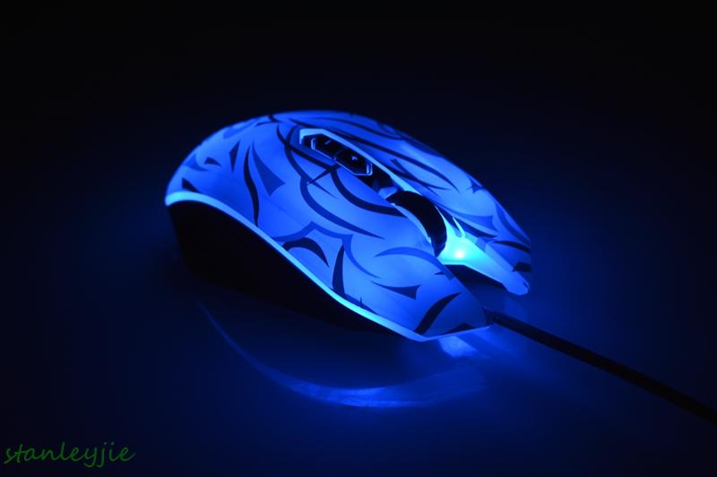 极致电竞体验达尔优em915游戏鼠标,牧马人em915pro鼠标怎么样