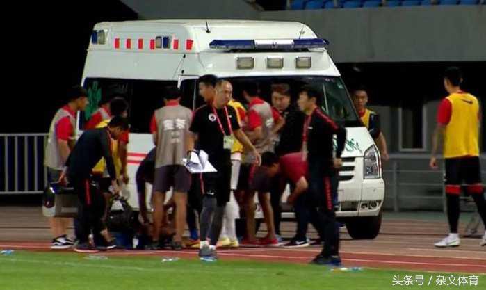 中国足球梅开二度,中国足球第一场第二场为荣誉而战