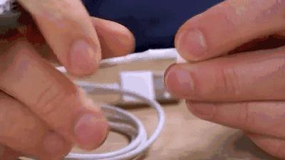 手机数据线坏了能修吗,手机的数据线坏了怎么办