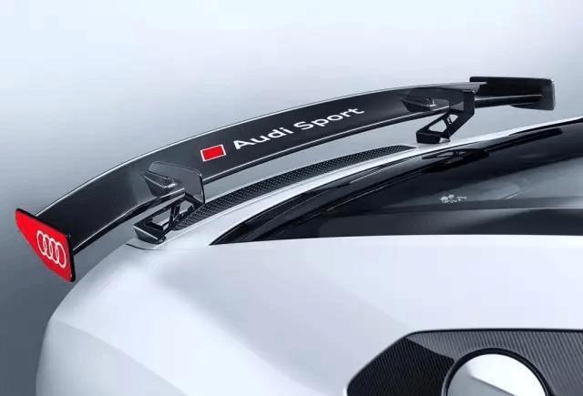 奥迪限量版r8100多万,全球限量222台的奥迪r8欣赏