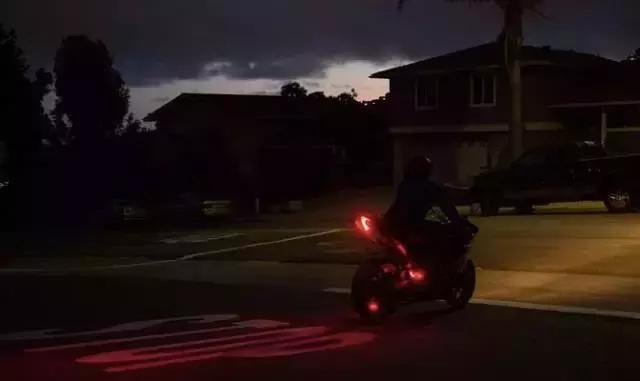 yeezy澶嶅埢鐞冮瀷,aj鍜寉eezy鍒板簳璋佹槸娼瀷涔嬬帇