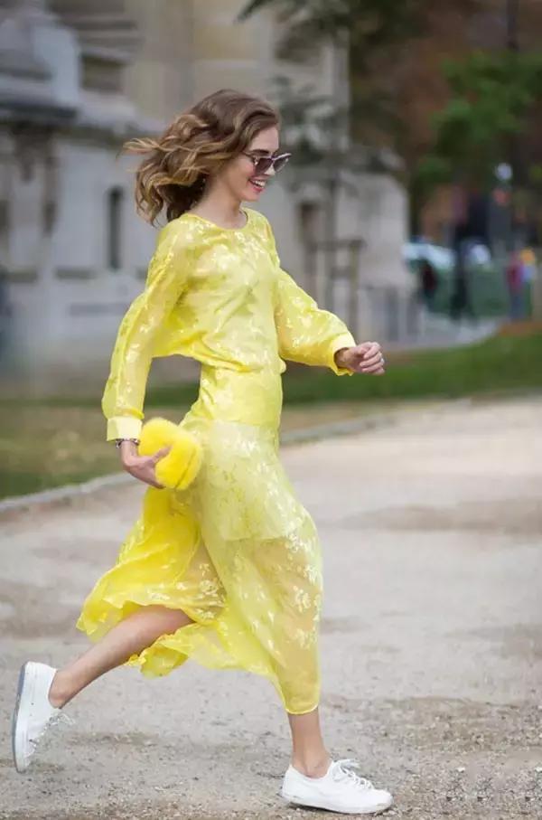 夏天不热小白鞋怎么穿舒服,夏天怕热穿什么鞋子好呢