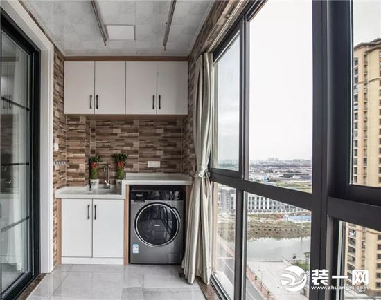 现在阳台有必要贴砖吗,阳台为什么不建议贴砖