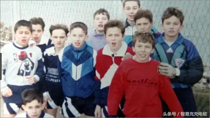 这就是我喜欢它的原因用英语说,这就是我喜欢体育的原因