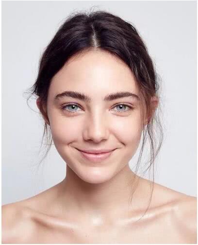 皮肤干燥粗糙暗黄怎么能提亮美白,皮肤暗沉无光干如何护肤