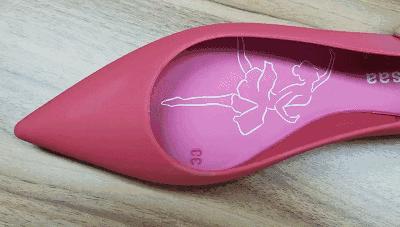 最美不是下雨天，是你穿过的那双雨鞋！一秒瘦脚，超软耐磨！