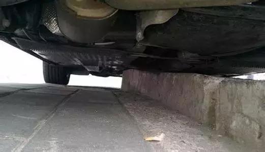 新车做底盘装甲有用吗,底盘装甲可以维持几年