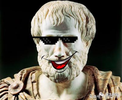 在人体上捏出等边直角三角形？现在的不科学网文真是要笑死我