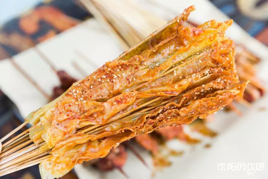 炸串刷“神酱”！路过不一定会进的小店，竟吃出了童年的味道！