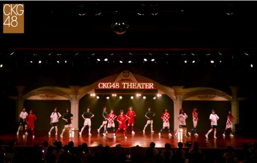 世界杯足球表演,化身足球