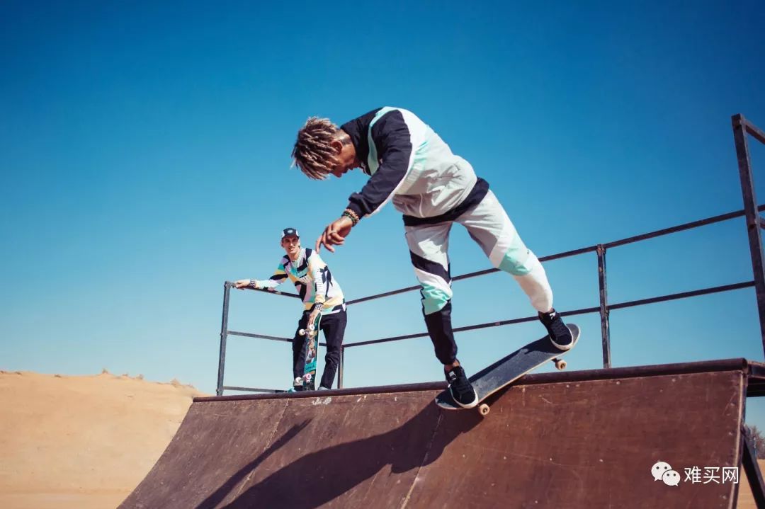 男朋友比Supreme、NIKE还要厉害，你们买的这只豹子怎会不火？