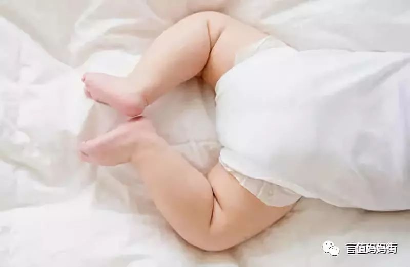 宝宝不绑腿会成罗圈腿吗,孩子罗圈腿怎么办