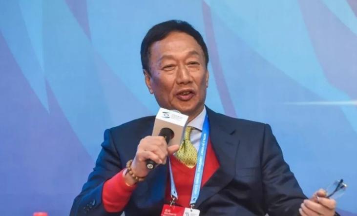 苹果和富士康到底是谁成就了谁,苹果ceo库克来到富士康