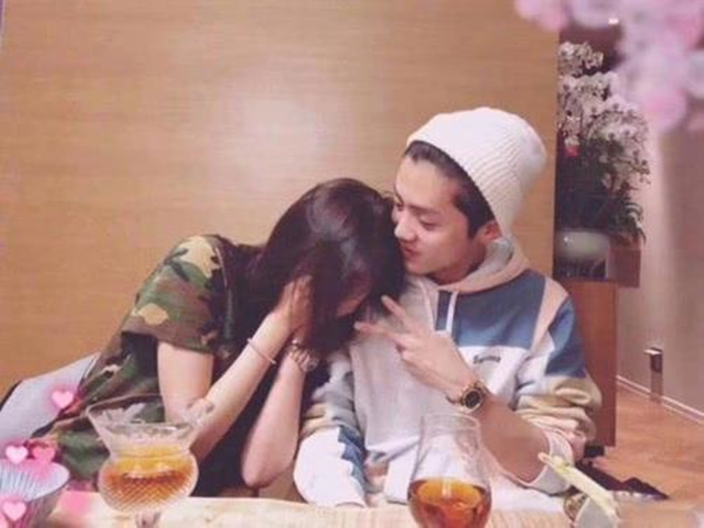 鹿晗和关晓彤甜蜜暴击花絮接吻,鹿晗和关晓彤甜蜜暴击吻戏花絮