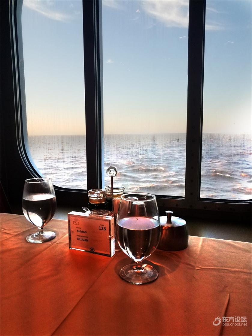 皇家加勒比游轮量子号游记,坐海洋量子号游轮旅游攻略
