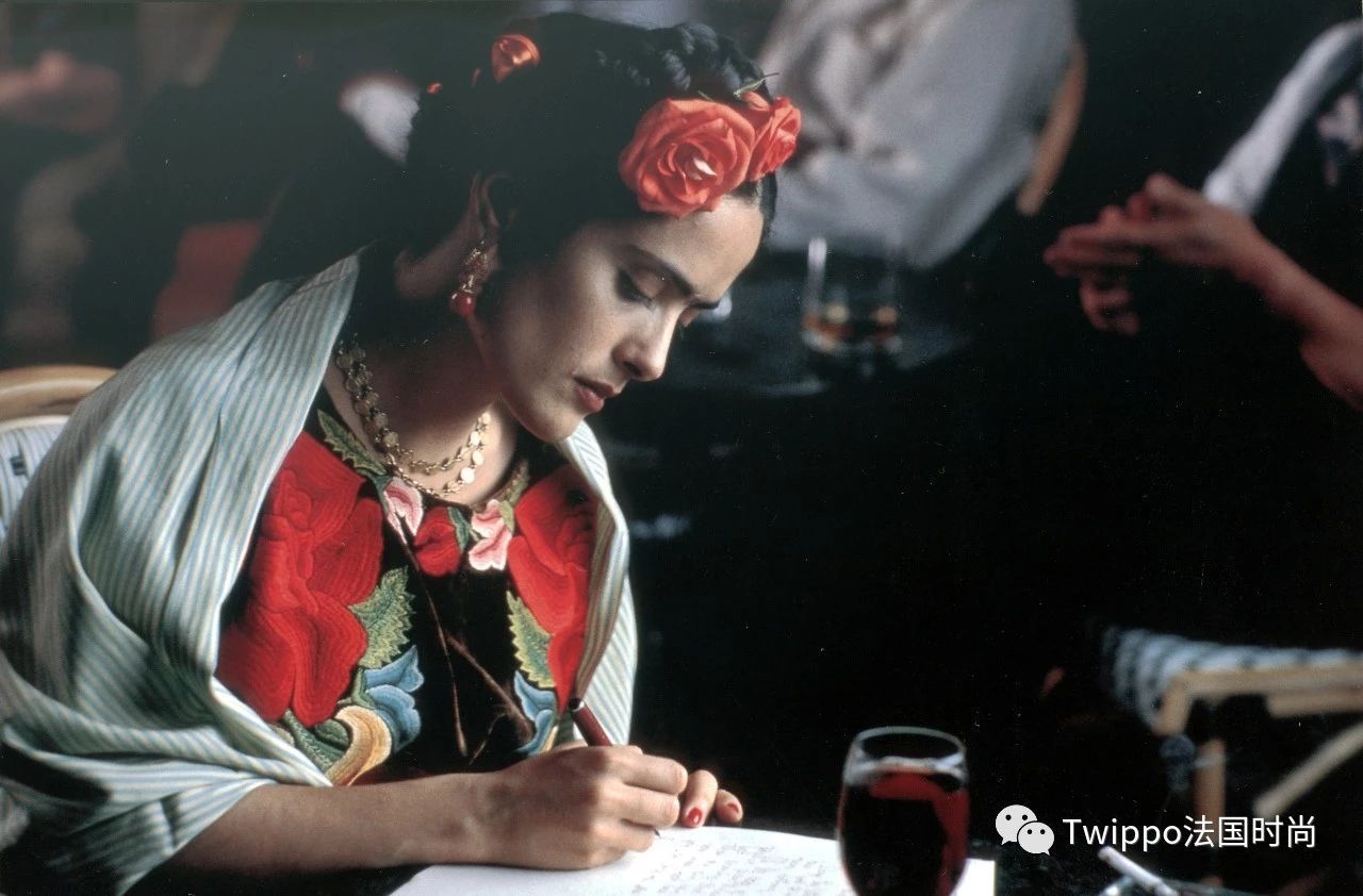 化痛苦为才华，大牌都抢着用她！