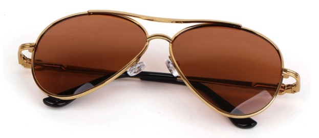 墨镜选什么颜色的墨镜才合适,怎么选能遮紫外线的墨镜