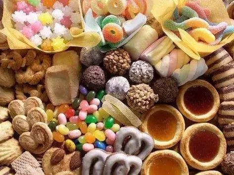 怎么对付熊孩子吃冰淇淋,冬天吃雪糕对付熊孩子