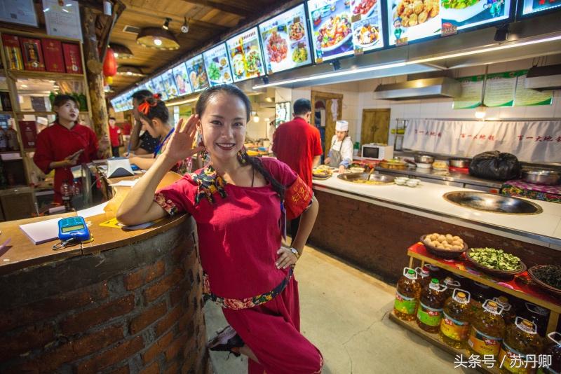 到东北必吃的铁锅炖,老东北铁锅炖鱼真是嘎嘎香啊